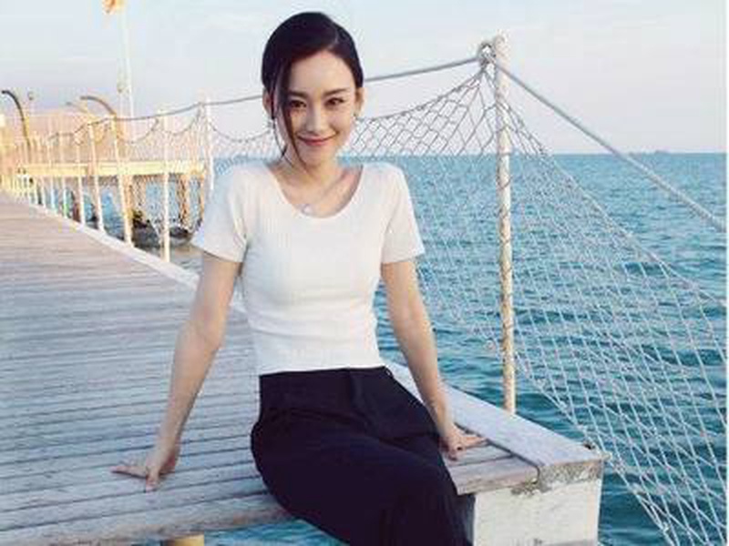 王鸥